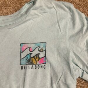billabong colorful surf graphic cropped tee light blue